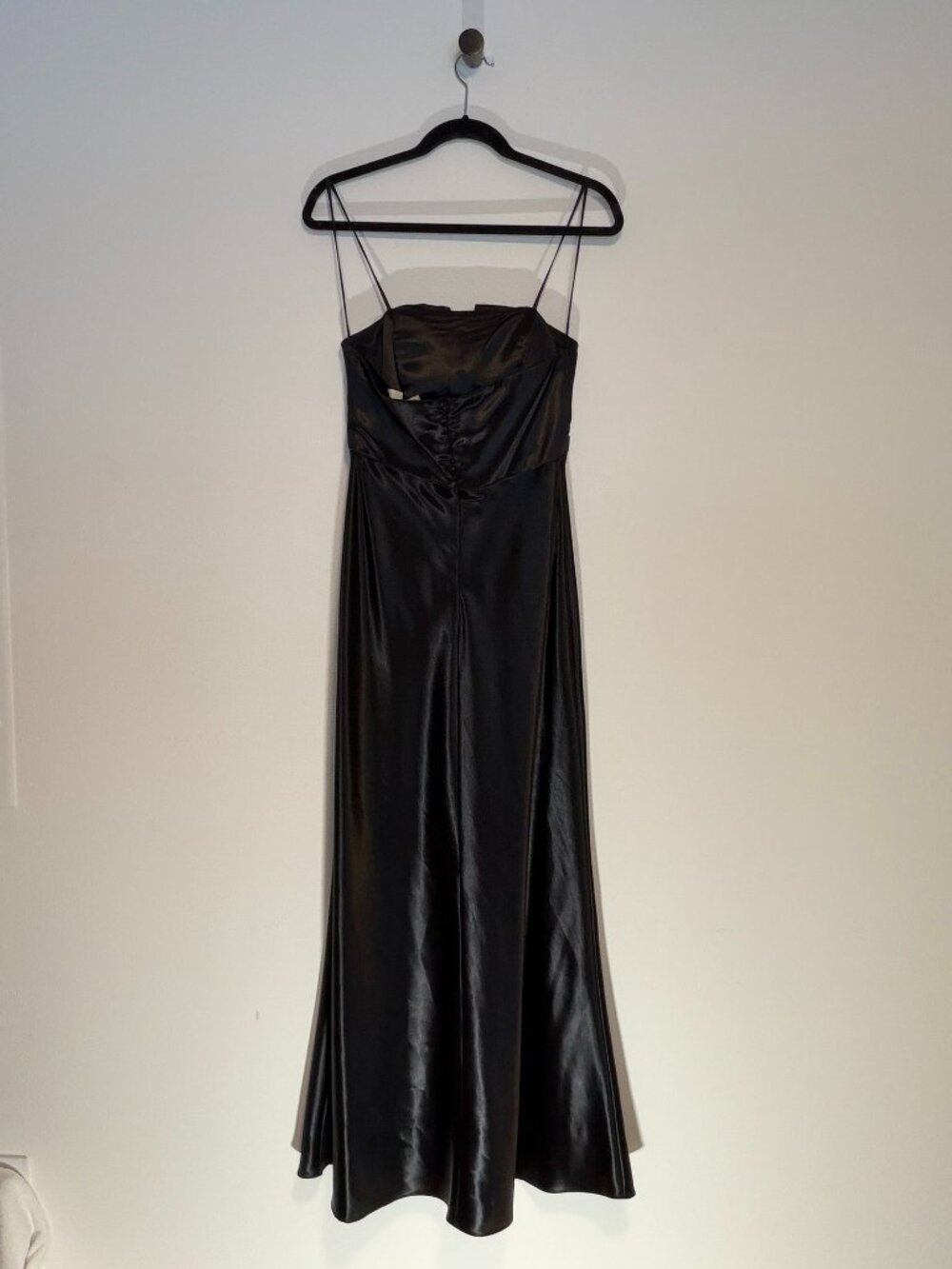 Juno Dress Collection Black Satin Rhinestone Formal Gown M - Picture 4 of 10